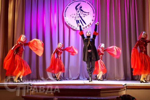 Творческие коллективы Елены Паровичной. Фото Татьяны Шарковой, Ирины Малкиной, из архива Елены Паровичной