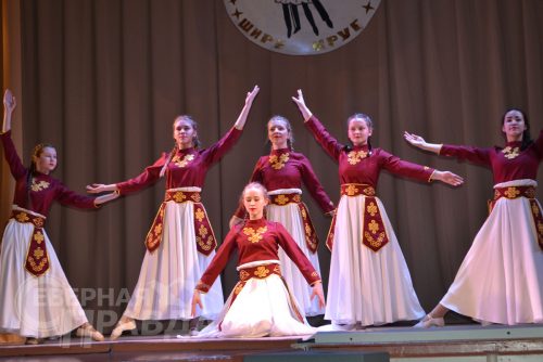 Творческие коллективы Елены Паровичной. Фото Татьяны Шарковой, Ирины Малкиной, из архива Елены Паровичной