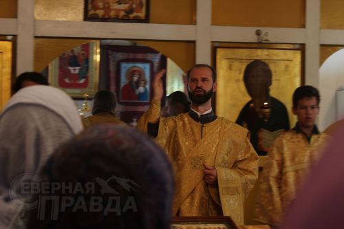 Служба в в Храме Андрея Первозванного, Новая Чара, 15 августа 2023 г. Фото службы новостей «СП»