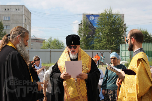 Освящение места под строительство храма, 15 августа 2023 г. Фото службы новостей «СП»