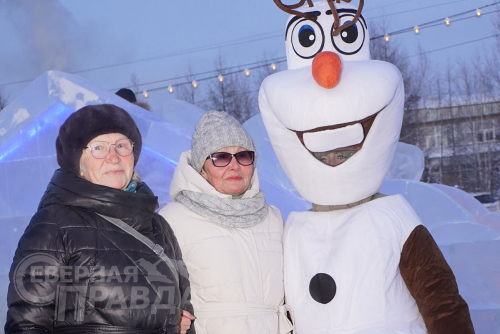 Открытие ледового городка 8 декабря 2024 в Новой Чаре. Фото Екатерины Поздеевой
