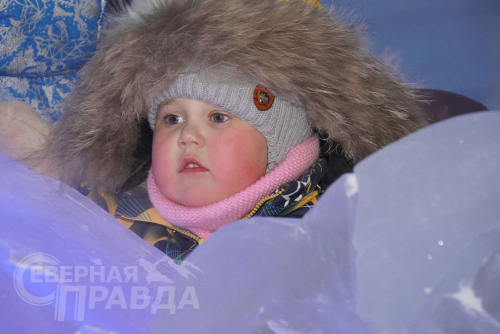 Открытие ледового городка 8 декабря 2024 в Новой Чаре. Фото Екатерины Поздеевой