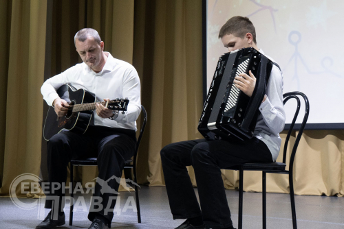 Праздничный концерт в Новочарской музыкальной школе искусств. 12 декабря 2024 г. Фото Екатерины Поздеевой
