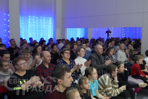 Благотворительный концерт «Из дома с любовью». Фото Екатерины Поздеевой