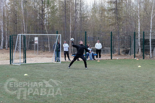 Мини-футбол в Новой Чаре, 18 мая 2024 г. Фото службы новостей «СП»
