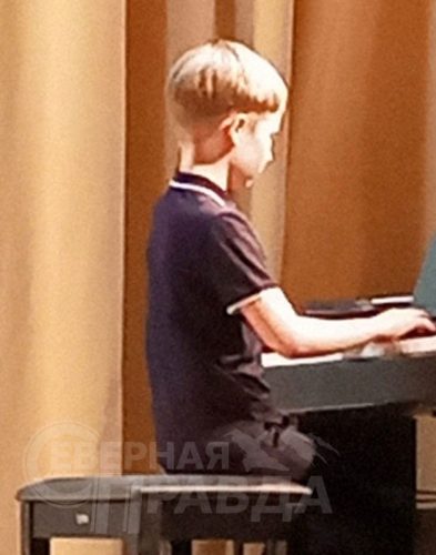 Отчётный концерт школы искусств, 18 апреля 2025 г. Фото предоставлены Детской школой искусств Каларского района