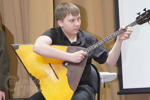 Отчётный концерт Новочарской ДШИ «Твори добро!», май 2025 г. Фото Екатерины Поздеевой