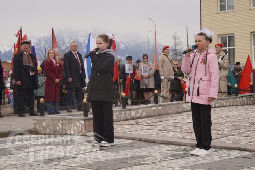 Торжественный митинг, Чара, 9 мая 2025 г. Фото Екатерины Поздеевой