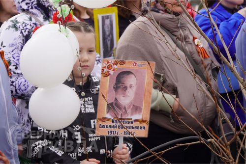 «Бессмертный полк», Чара, 9 мая 2025 г. Фото Екатерины Поздеевой