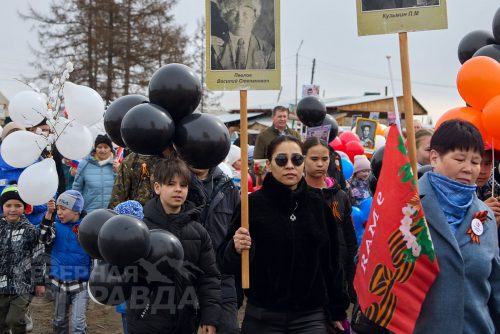 «Бессмертный полк», Чара, 9 мая 2025 г. Фото службы новостей «СП»