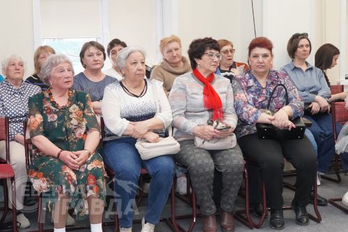 «Ретро-площадка», Новочарская ДШИ, 8 мая 2025 г. Фото Екатерины Поздеевой
