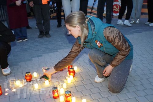 Акция «Свеча Памяти», 9 мая 2025 г. Фото службы новостей «СП» и Екатерины Поздеевой