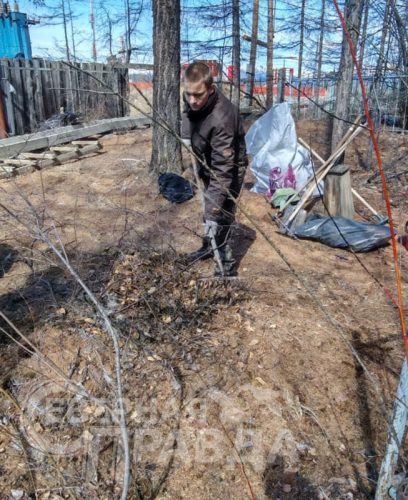 Акция по уборке воинских захоронений, 24-25 апреля 2025 г. Фото службы новостей «СП»