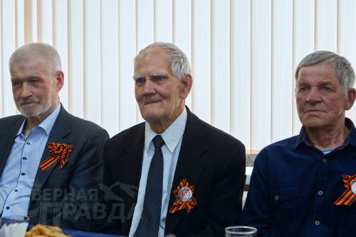 Встреча главы округа с детьми войны и тружениками тыла, 8 мая 2025 г. Фото службы новостей «СП».