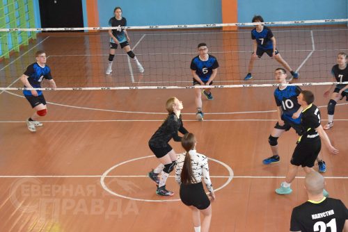 Соревнования по волейболу, 2007 г.р. и младше, Куанда, 3 мая 2025 г. Фото Татьяны Шарковой