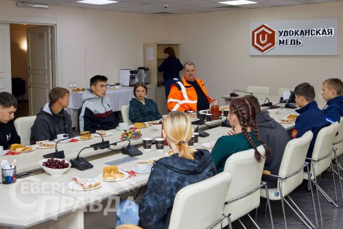 Программа «Правильные каникулы» для воспитанников «Подсолнуха» – Урульгинского центра помощи детям, оставшимся без попечения родителей. Фото службы новостей «СП»
