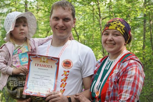 17-е Межрегиональные соревнования по скалолазанию на естественном рельефе «Точка опоры – 2025», п. Хани Республики Саха (Якутия), 21-22 июня 2025 г. Фото Екатерины Поздеевой