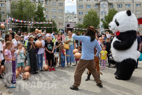 Праздник в День металлурга, Новая Чара, 27 июля 2025 г. Фото Александра Савченко