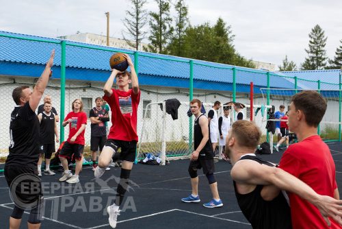 Спортивный праздник в День металлурга, Новая Чара, 27 июля 2025 г. Фото Александра Савченко