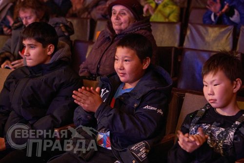 Чтения. Сергей Пароходов (псевдоним Господин Литвинович). Фестиваль «Забайкальская осень», Каларский округ, 20-21 октября 2025 г. Фото службы новостей «СП»