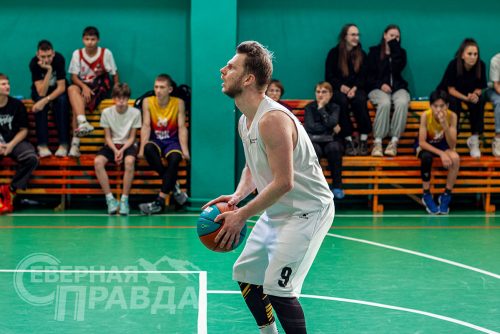 Баскетбольный турнир «Медный мяч» на кубок «Удоканской меди». 31 октября - 1 ноября 2025 г. Фото службы новостей «СП»