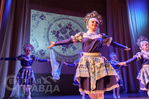 День народного единства. Доме культуры села Чара, 4 ноября 2025 г. Фото Антона Долгова