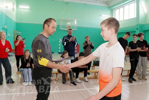 Соревнования «Точка отрыва», призёры и победители. Новочарская СОШ № 2, ноябрь 2025 г. Фото Екатерины Поздеевой