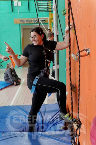 Соревнования «Точка отрыва». Новочарская СОШ № 2, ноябрь 2025 г. Фото Екатерины Поздеевой