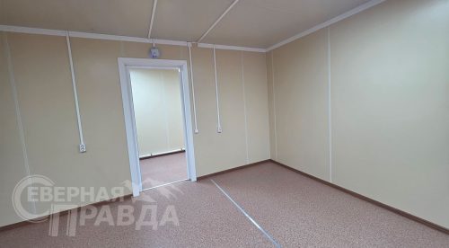 Открытие раздевалки для хоккеистов. Новая Чара, ноябрь 2025 г. Фото службы новостей «СП»