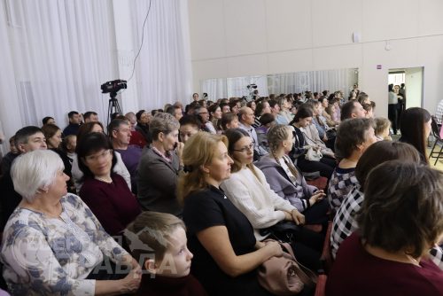 Благотворительный концерт. Новочарская ДШИ, 12 декабря 2025 г. Фото Екатерины Поздеевой