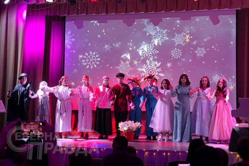 Благотворительный концерт. Новочарская ДШИ, 12 декабря 2025 г. Фото Екатерины Поздеевой