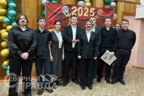 Конкурс школьных театральных постановок. Куанда, декабрь 2025 г. Фото Татьяны Шарковой