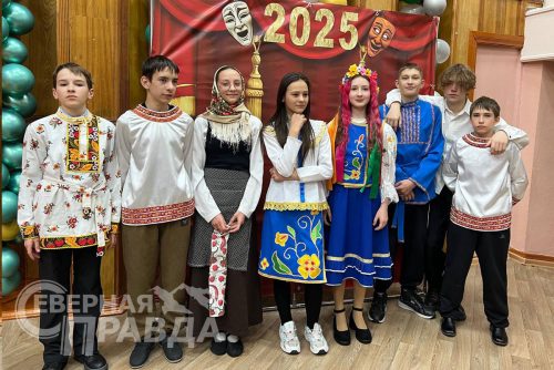 Конкурс школьных театральных постановок. Куанда, декабрь 2025 г. Фото Татьяны Шарковой
