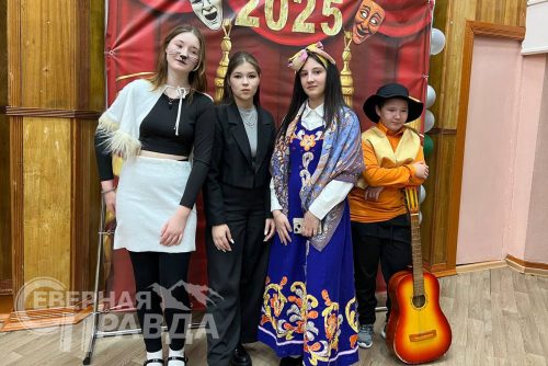 Конкурс школьных театральных постановок. Куанда, декабрь 2025 г. Фото Татьяны Шарковой