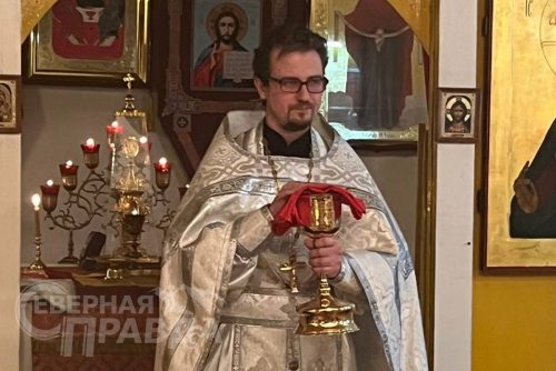 Рождественское богослужение. Храм Святого апостола Андрея Первозванного в Новой Чаре, ночь с 6 на 7 января 2026 года. Фото службы новостей «СП»