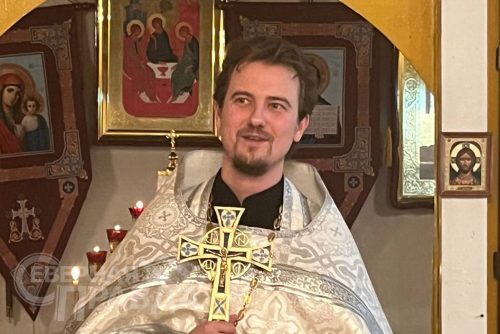 Рождественское богослужение. Храм Святого апостола Андрея Первозванного в Новой Чаре, ночь с 6 на 7 января 2026 года. Фото службы новостей «СП»