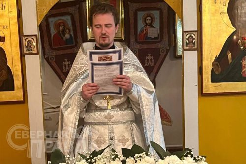 Рождественское богослужение. Храм Святого апостола Андрея Первозванного в Новой Чаре, ночь с 6 на 7 января 2026 года. Фото службы новостей «СП»