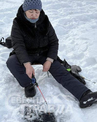 Зимняя рыбалка, март 2026 г. Фото службы новостей «СП»