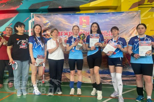 Кубок главы Каларского округа по волейболу. Новая Чара, 18 апреля 2026 г. Фото службы новостей «СП»