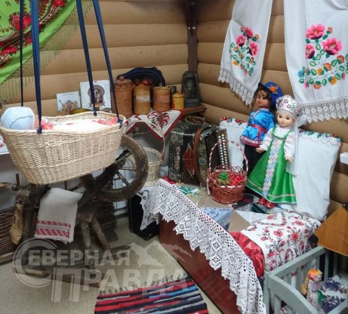 «Русская изба» в Новочарской библиотеке – филиале №  7. Фото предоставлено коллективом музея