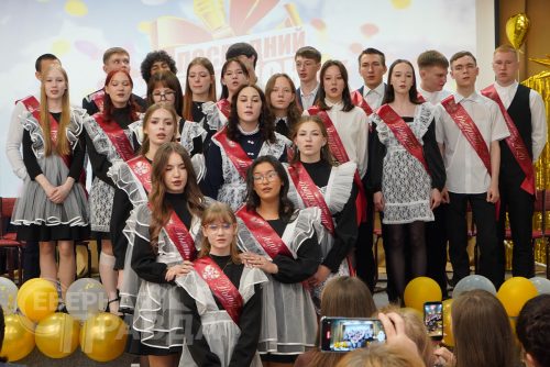 Последний звонок. Новая Чара, 26 мая 2026 г. Фото Екатерины Поздеевой