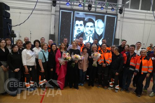 Спектакль «Династия». ФОК «Удоканской меди». Фото службы новостей «СП»