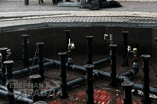 Ремонт фонтана в сквере Новой Чары. Фото службы новостей «СП»