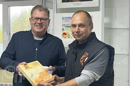 Ветераны геологической отрасли в Каларском историко-краеведческом музее. 2-4 сентября 2026 г. Фото службы новостей «СП»